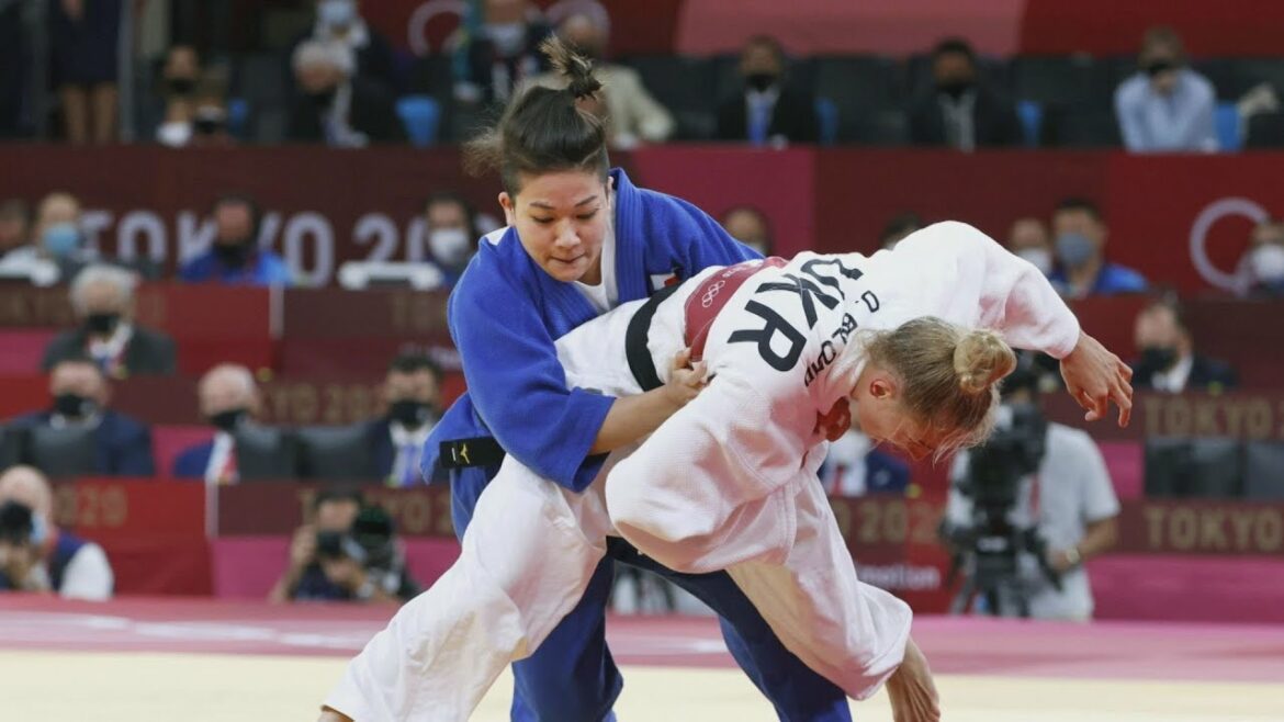 渡名喜「銀」第1号メダル 日本通算500個、柔道で