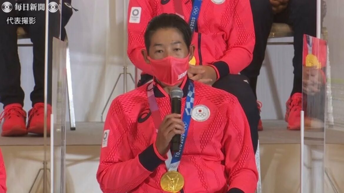 上野由岐子「達成感のある金メダル」　ソフトボール連覇から一夜