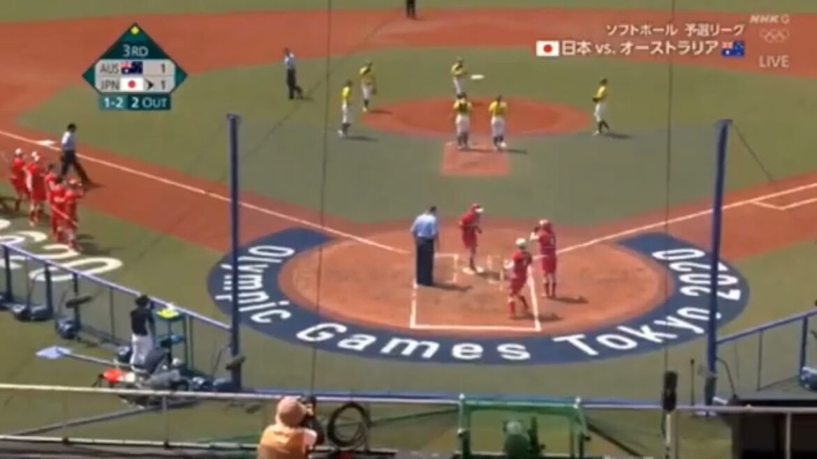 女子ソフトボール　日本vsオーストラリア　内藤　藤田　山本　3人のホームラン！！　オリンピック