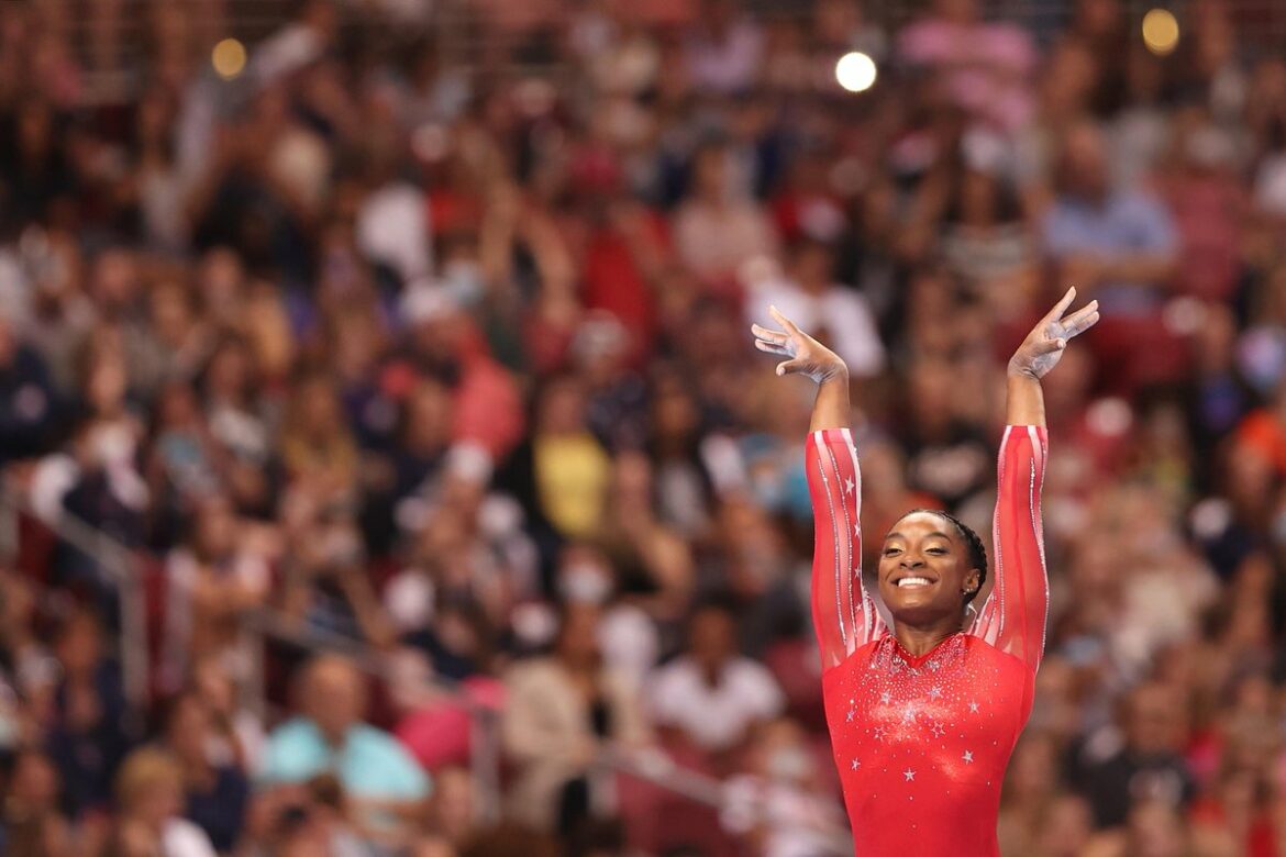 #SimoneBilesは、世界選手権で獲得したほとんどのメダルの記録を更新する可能性があります...