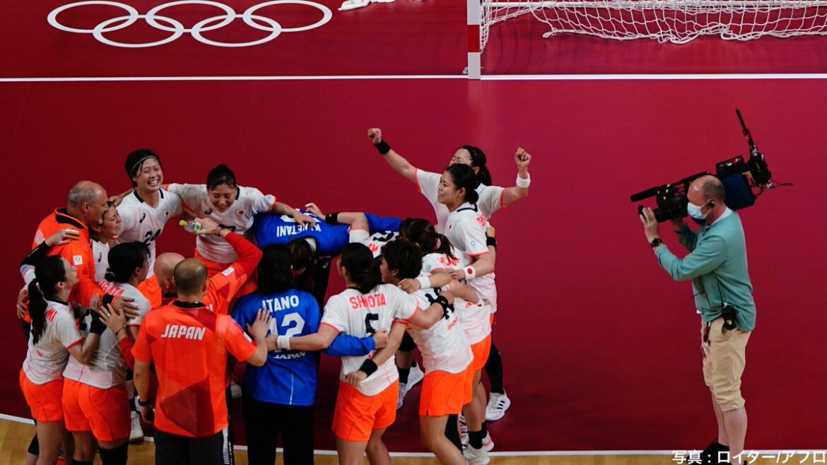 ／
#ハンドボール 女子日本代表 勝利
＼

予選ラウンド グループA 
日本 29-26 モンテネグロ

@JHA_national
#がんばれニッポン
#T...