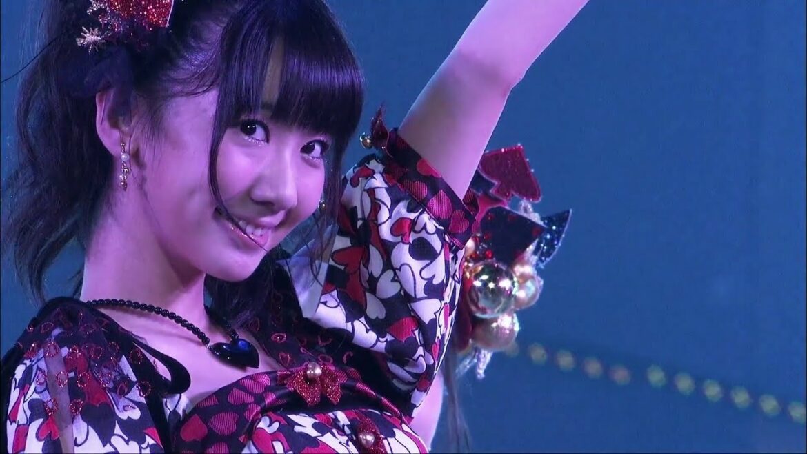 AKB48チームB -「初日」Shonichi /「シアターの女神」Theater no Megami / AKB48チームBオリジナル曲。渡辺麻友センター 120326
