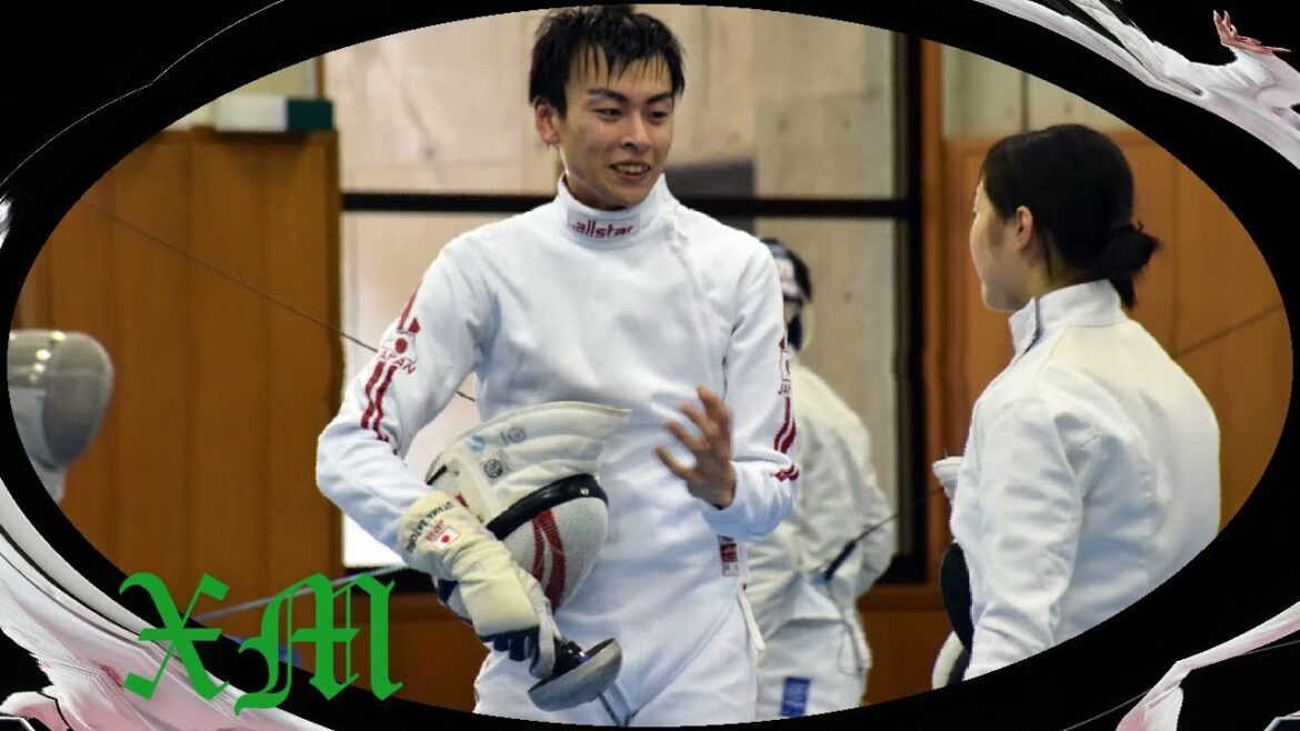 フェンシング男子エペ団体で日本が金メダル　「苦労人」宇山選手、リザーブからエース級の大活躍