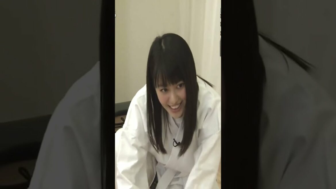 空手黒帯の山本舞香さんと不意打ちしかしない日村さんww #shorts