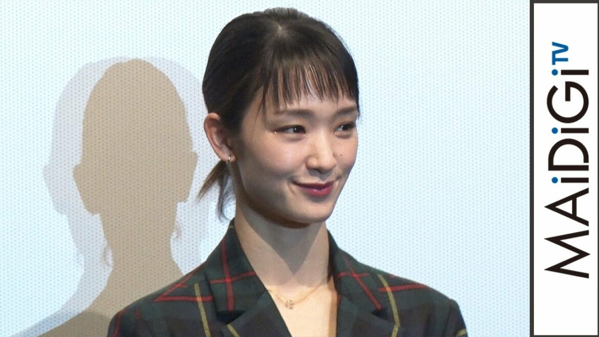 剛力彩芽、演歌歌手役でコメディー挑戦　新たな一面も？「やってて楽しかったです」　「新 デコトラのシュウ 鷲」大ヒットよろしく舞台あいさつ