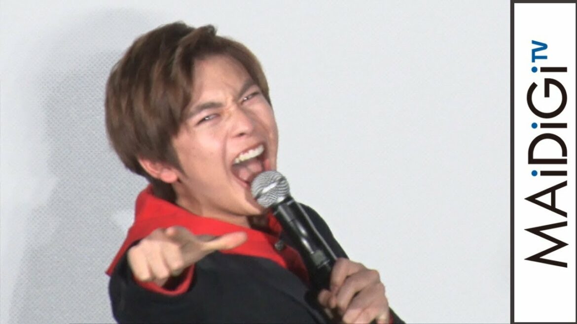 “ゼロワン”高橋文哉、“ツクヨミ”大幡しえりの振りでギャグ絶叫！　「仮面ライダー 令和 ザ・ファースト・ジェネレーション」大ヒット御礼舞台あいさつ