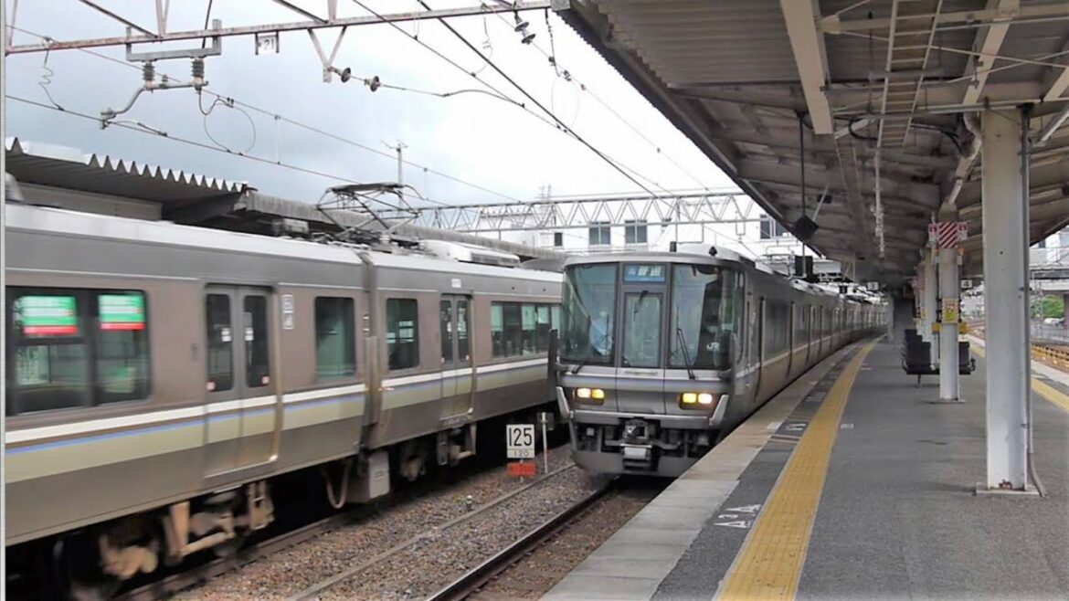 JR西日本 223系2000番台 W37編成 普通 網干行き 膳所駅  20210816