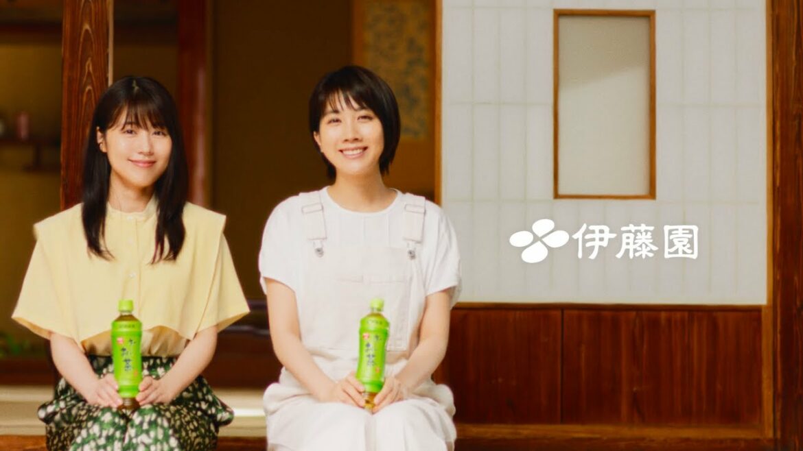 有村架純と松本穂香が絶妙な掛け合いを披露!【伊藤園】お〜いお茶 新CM「真夏の火入れ大作戦」 有村架純と松本穂香が絶妙な掛け合いを披露!【伊藤園】お〜いお茶 新CM「真夏の火入れ大作戦」
