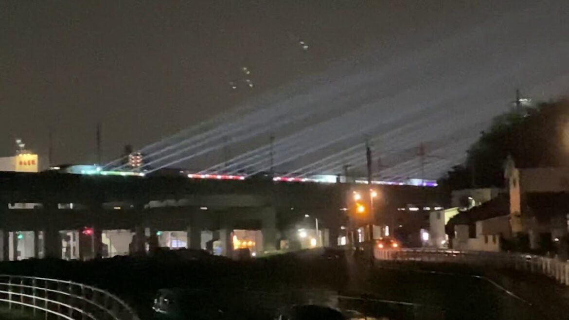 J R九州　流れ星新幹線　熊本市内走行動画