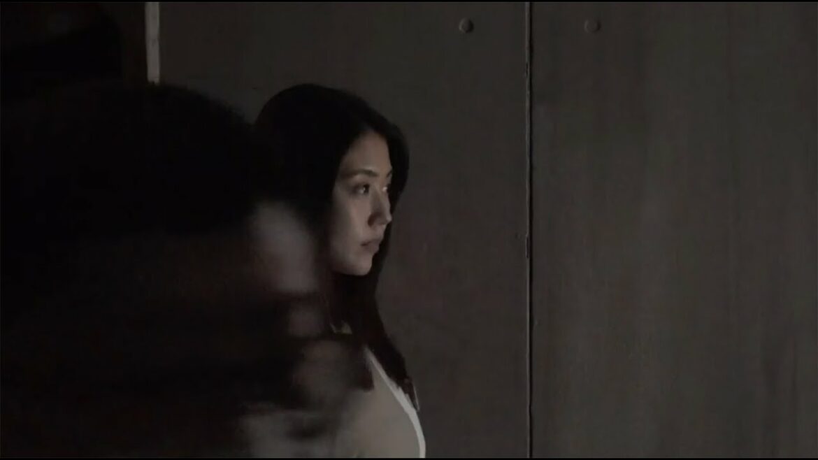 有村架純・志尊淳が向き合う、コロナ禍のシングルマザーや保育士たちの思い:『人と仕事』予告編 有村架純・志尊淳が向き合う、コロナ禍のシングルマザーや保育士たちの思い:『人と仕事』予告編