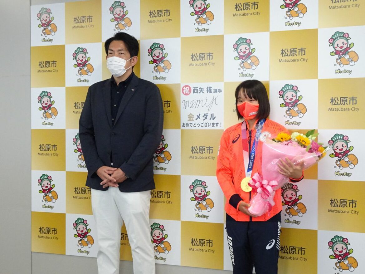 コメント欄が(笑)

西矢椛選手　金メダル獲得を市長表敬訪問で報告(産経新聞)
#Yahooニュース
...