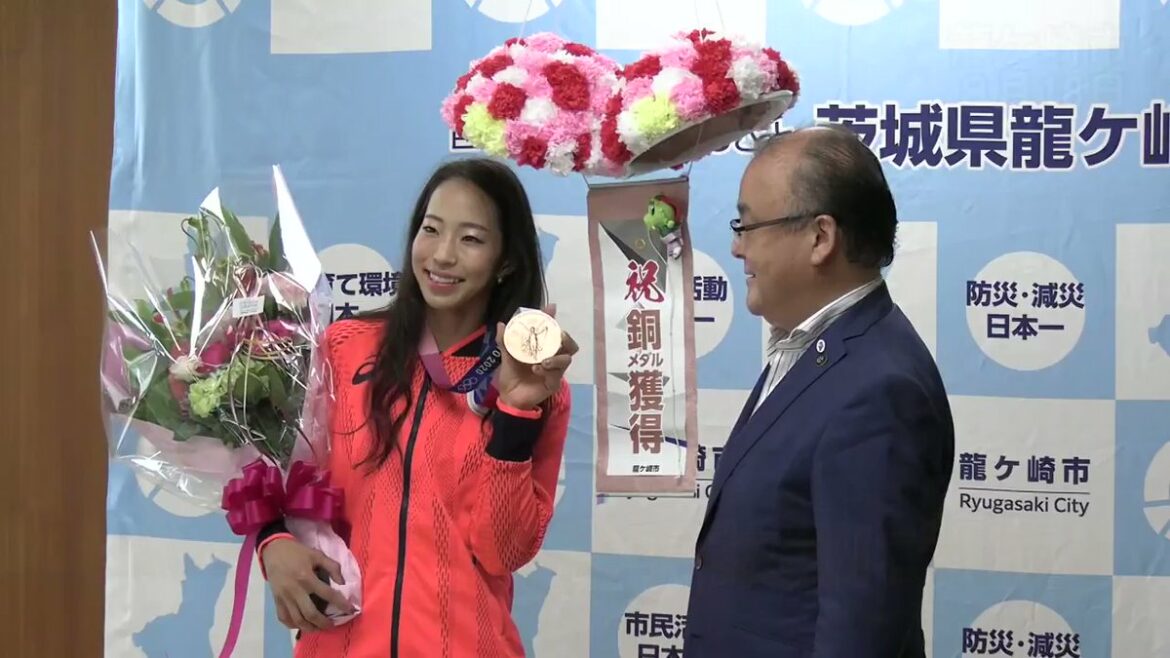 【いばキラニュース】R3.8.20
＃東京五輪 のスポーツ #クライミング 女子複合で銅メダルを獲得した ＃龍ケ崎市 出身の #野口啓代 選手が18日、市役所に...