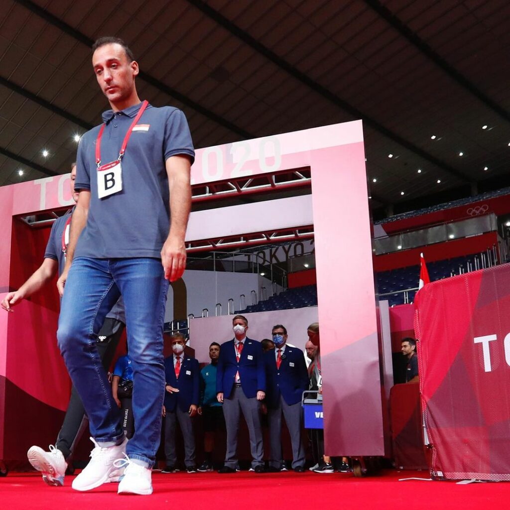 エジプトのハンドボールチームのコーチであるロベルトガルシアバロンドは、Instagramの彼のアカウントを通じて、これらすべて...