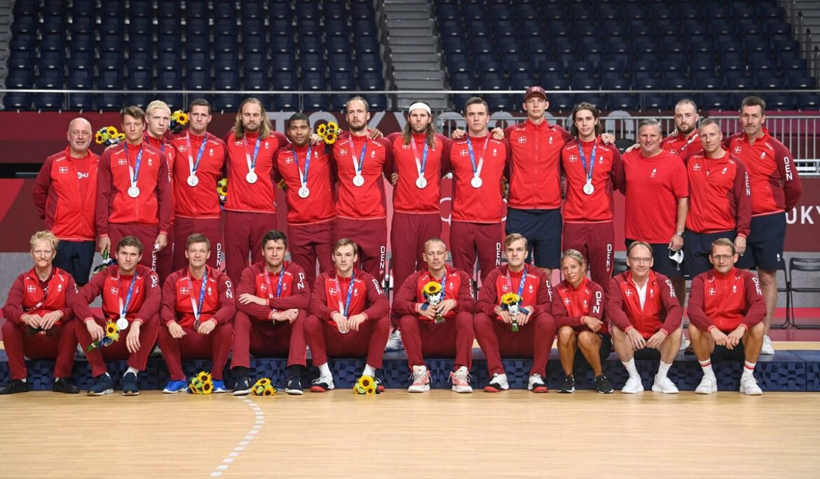 #hndbld #Handball＃Allfordenmark＃DEN＃Tokyo2020 #Olympics..。