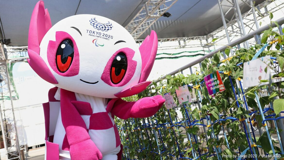#ソメイティ がパラリンピック に向けて準備中

今日はフラワーレーンプロジェクトに参加してアサガオの搬入をお手伝い。
 
児童のみなさんが大切に育ててくれたア...