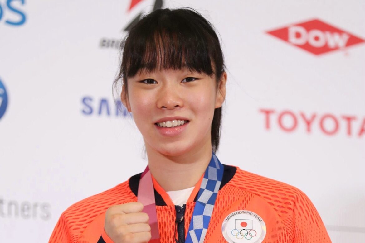今後、テレビCMに引っ張りだこだろうなと思うのは、競泳女子個人メドレーの200mと400mで金メダルを獲得した #大橋悠依 選手（25才）です。ネットで、お名前...