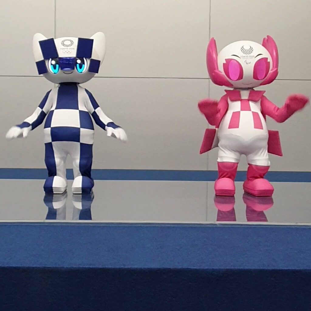 私たちは＃Paris2024にとても興奮しています。マスコットの助けを借りて#Mirait ...