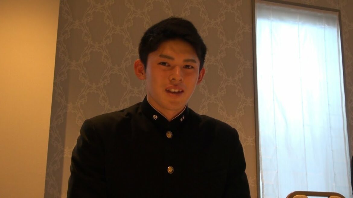 佐々木朗希、契約の瞬間にカメラが潜入！【広報カメラ】