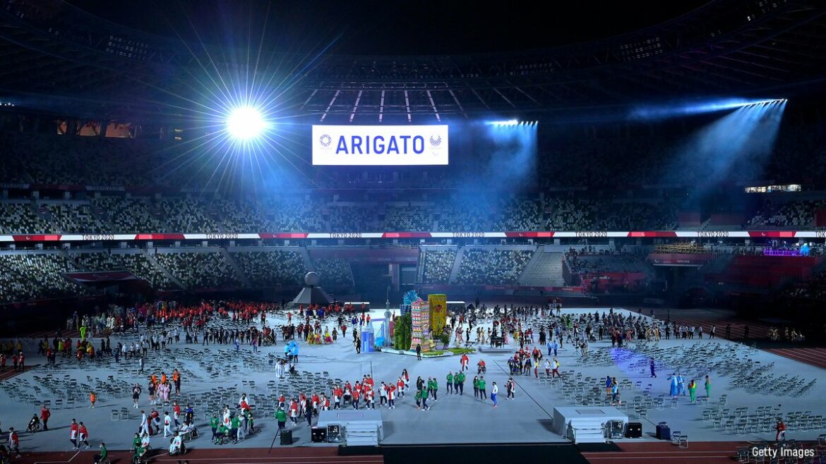 Tokyo 2020 Paralympic Games Closing Ceremony

#ARIGATO

#オリンピック から #パラリンピック へと繋い...