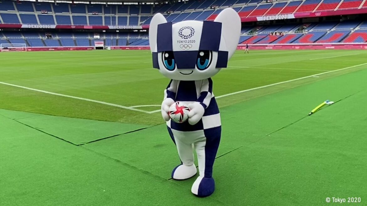 みなさんー！
#ミライトワの秘蔵映像だよ

一生懸命サッカーごっこをする健気な ミライトワをどうぞ

あれ、あれれ...？

みんなミライトワにアドバイスしてあ...