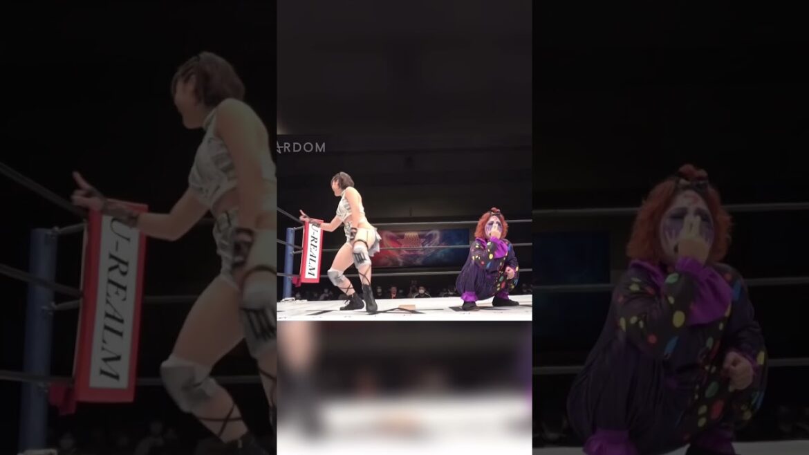 【女子プロレス】なつぽいがフキゲンです★の煙草を水鉄砲で消化！【スターダム】#shorts