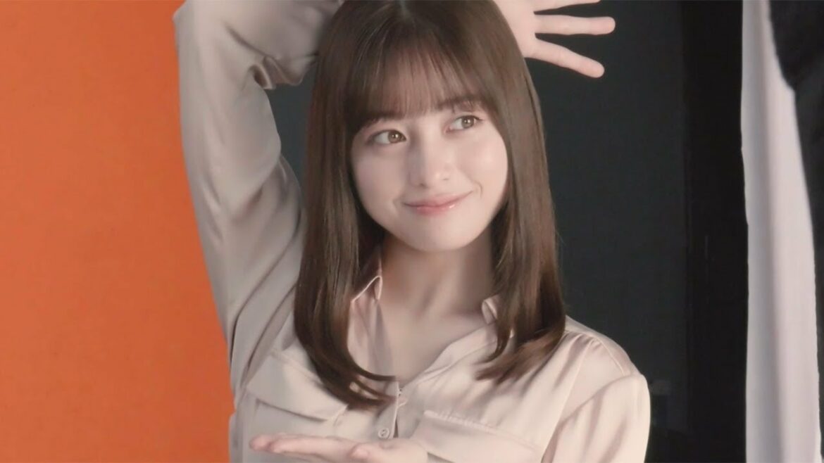 橋本環奈、歌って踊る!可愛さ満載“ブックライブダンス”披露 ブックライブ新CM 橋本環奈、歌って踊る!可愛さ満載“ブックライブダンス”披露 ブックライブ新CM