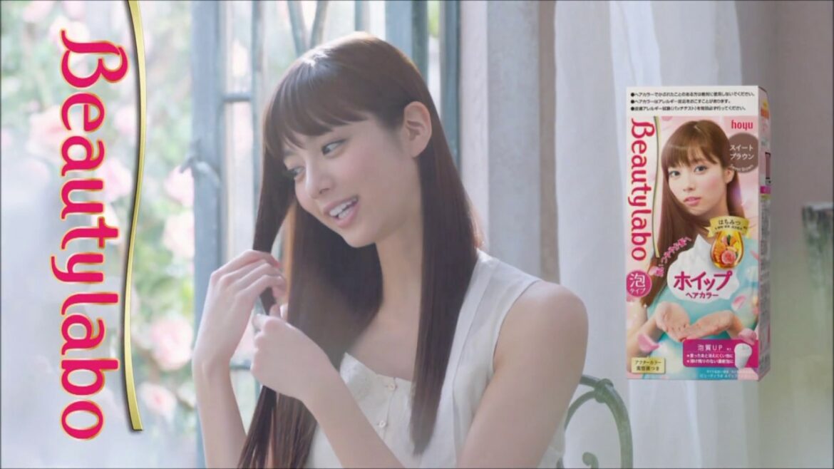 「新川優愛」が魅力的！！「ホーユー」のＣＭ "Yua Shinkawa" but it's attractive! Commercial of "hoyu"