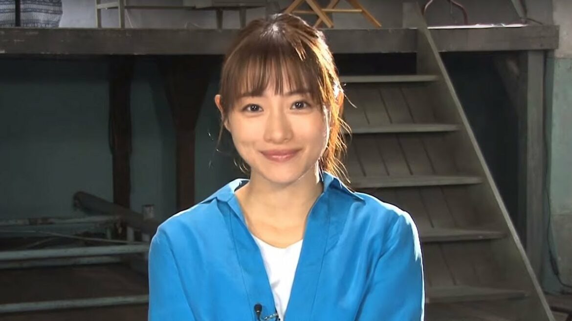 石原さとみ、「こんな現場初めて！」興奮の撮影語る　「金麦」新CMが公開