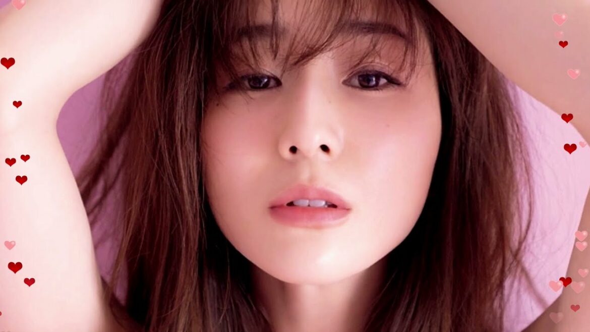 田中みな実　俺の嫁がエッチな下着ランジェリーモデルに！