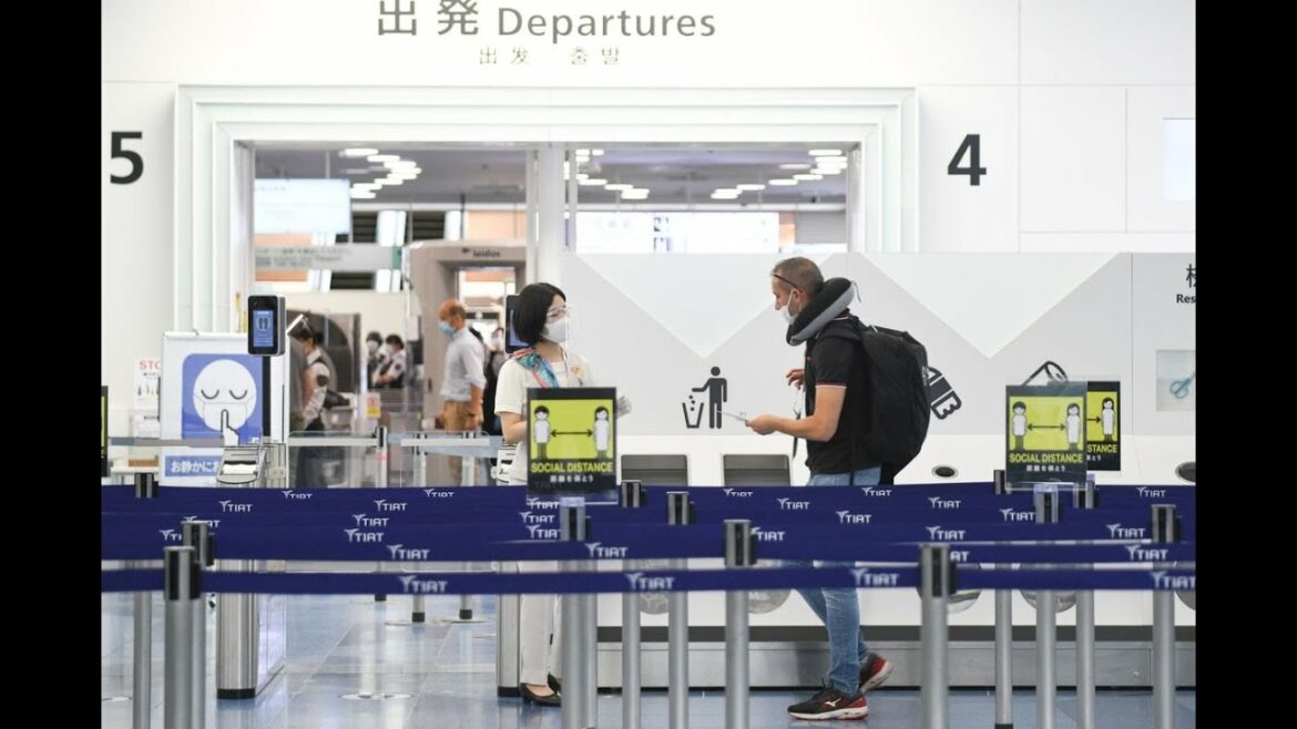 タイでは新型コロナウイルスの新規感染者数が4カ月ぶりの低水準となった。同国は入国規制を緩和し、60余りの国からの渡航者について、ワクチン接種が完了していれば隔離措置なしでの入国を認める。 タイでは新型コロナウイルスの新規感染者数が4カ月ぶりの低水準となった。同国は入国規制を緩和し、60余りの国からの渡航者について、ワクチン接種が完了していれば隔離措置なしでの入国を認める。