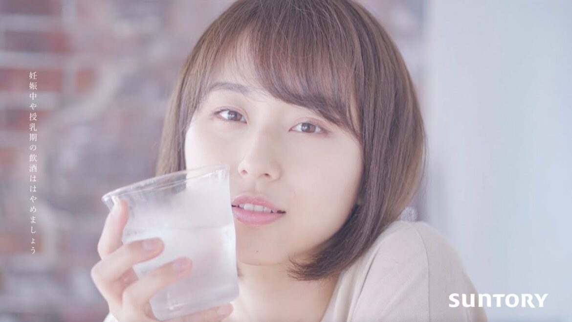 【間接キスしてみ？】石原さとみさんのCM再現中にドッキリを仕掛けられた