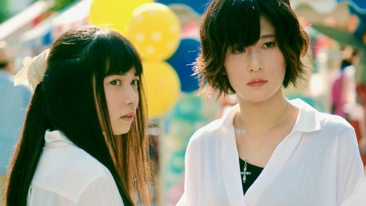 園子温監督が無名の役者たちと業界の内幕を描くインディーズ映画『エッシャー通りの赤いポスト』予告編