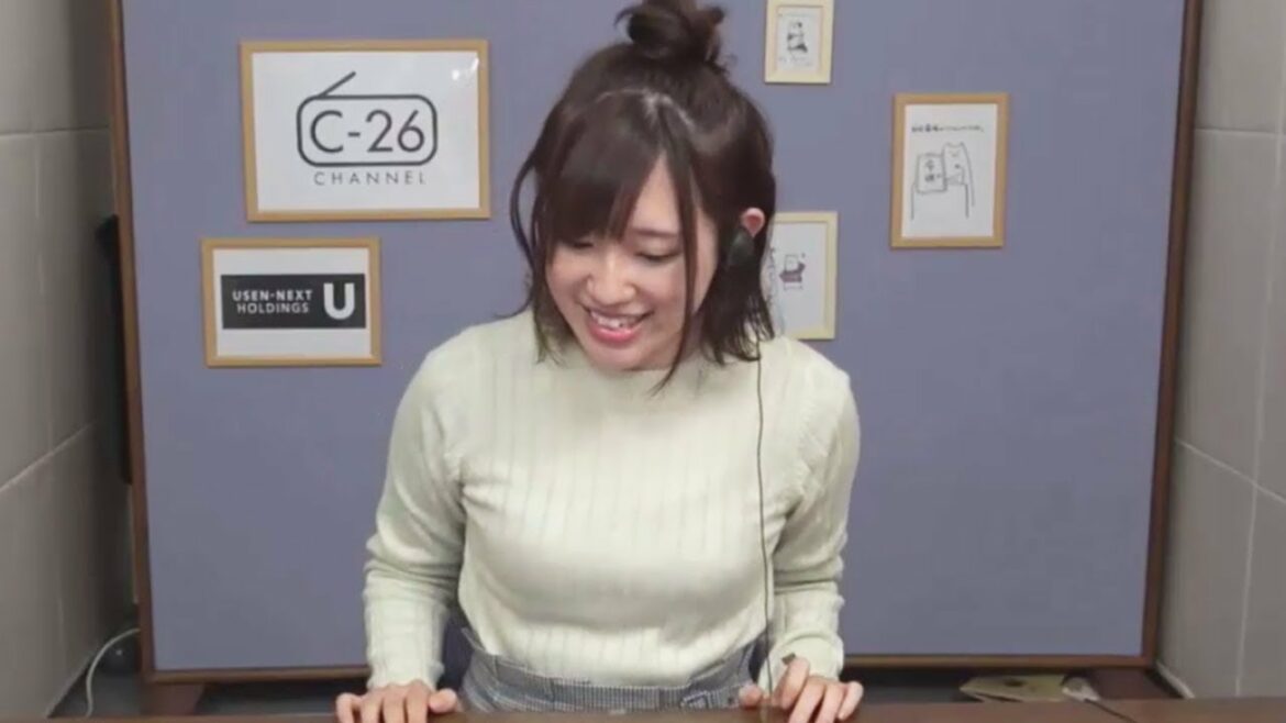 【ぽよ】高橋李依「私もポヨがすすんできちゃって///」チョッピリふっくらさんのりえりーが私物カバンの中身公開で女子力を見せつけたり爆丸オモチャで遊び男子力も発揮する可愛すぎ動画♡