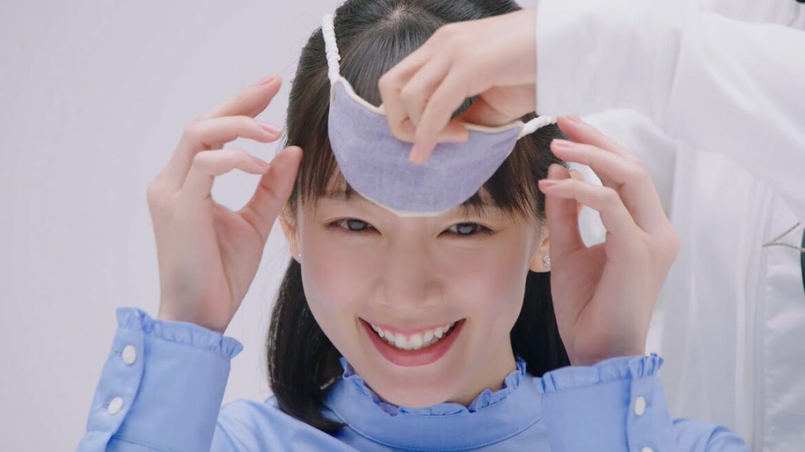 吉岡里帆が目隠しをして何の実験？レノアハピネスCM+メイキング
