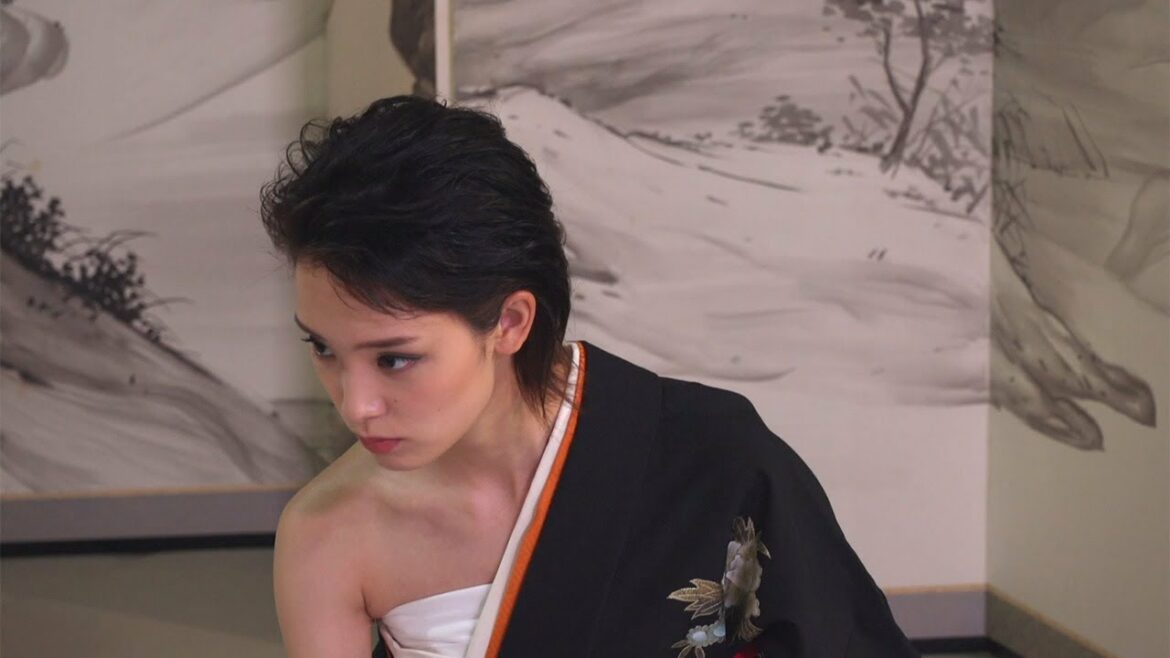 剛力彩芽、哀川翔主演映画でマドンナに 演歌歌手姿も披露 映画「新 デコトラのシュウ 鷲」予告編が公開 剛力彩芽、哀川翔主演映画でマドンナに 演歌歌手姿も披露 映画「新 デコトラのシュウ 鷲」予告編が公開