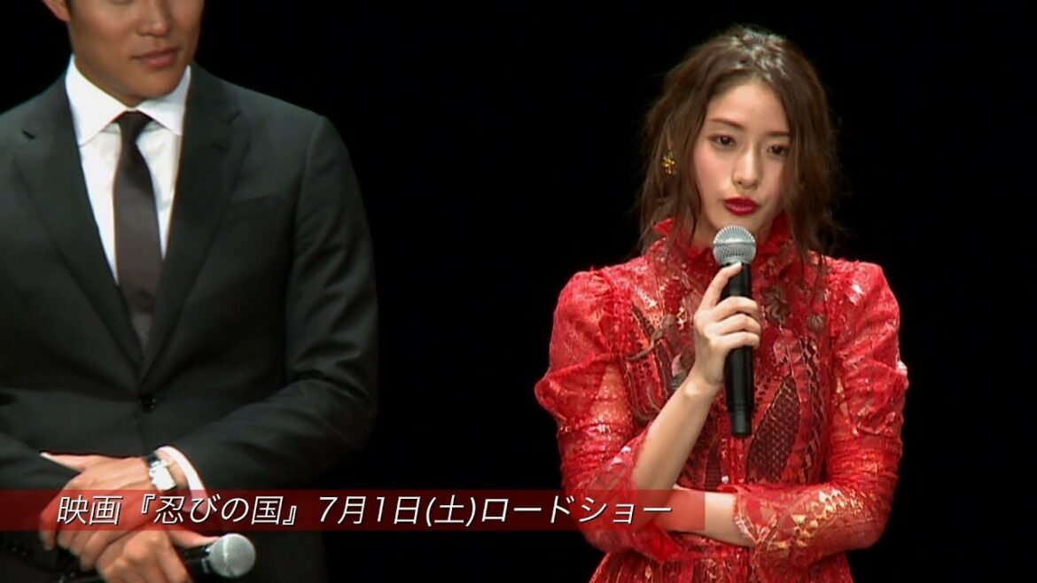 【石原さとみ】映画『忍びの国』ジャパンプレミア舞台挨拶