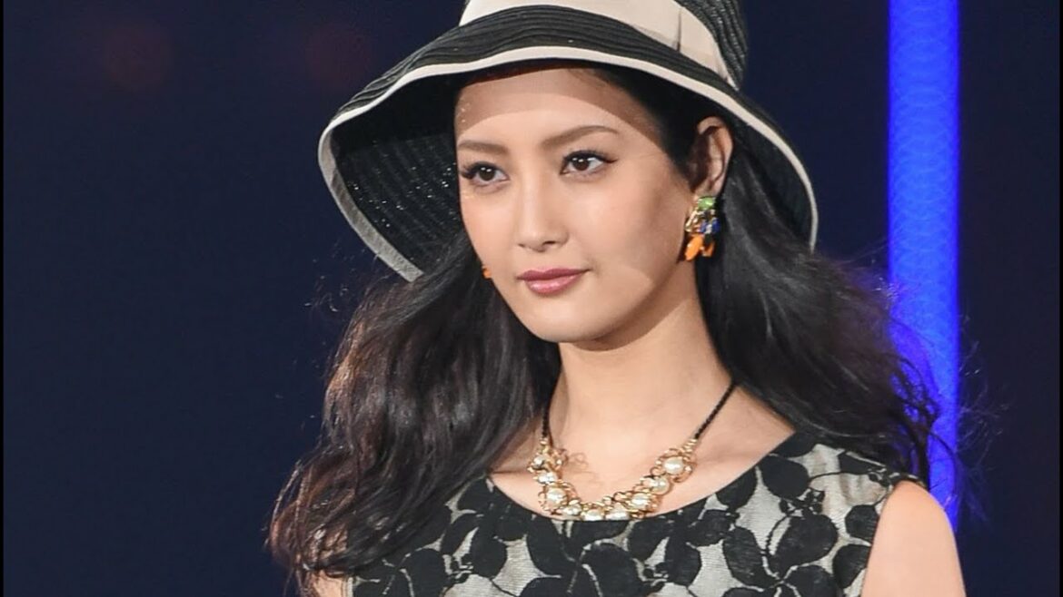 菜々緒、すみれ、香里奈が登場！ 「TGC2015 S/S」（J.FERRY X GINGER）　#Nanao　#Tokyo Girls Collection