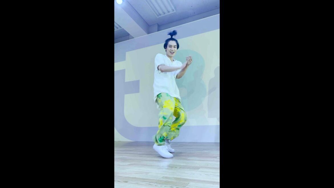 [+81 DANCE STUDIO] シブがき隊 - スシ食いねェ！ / Genta #Shorts