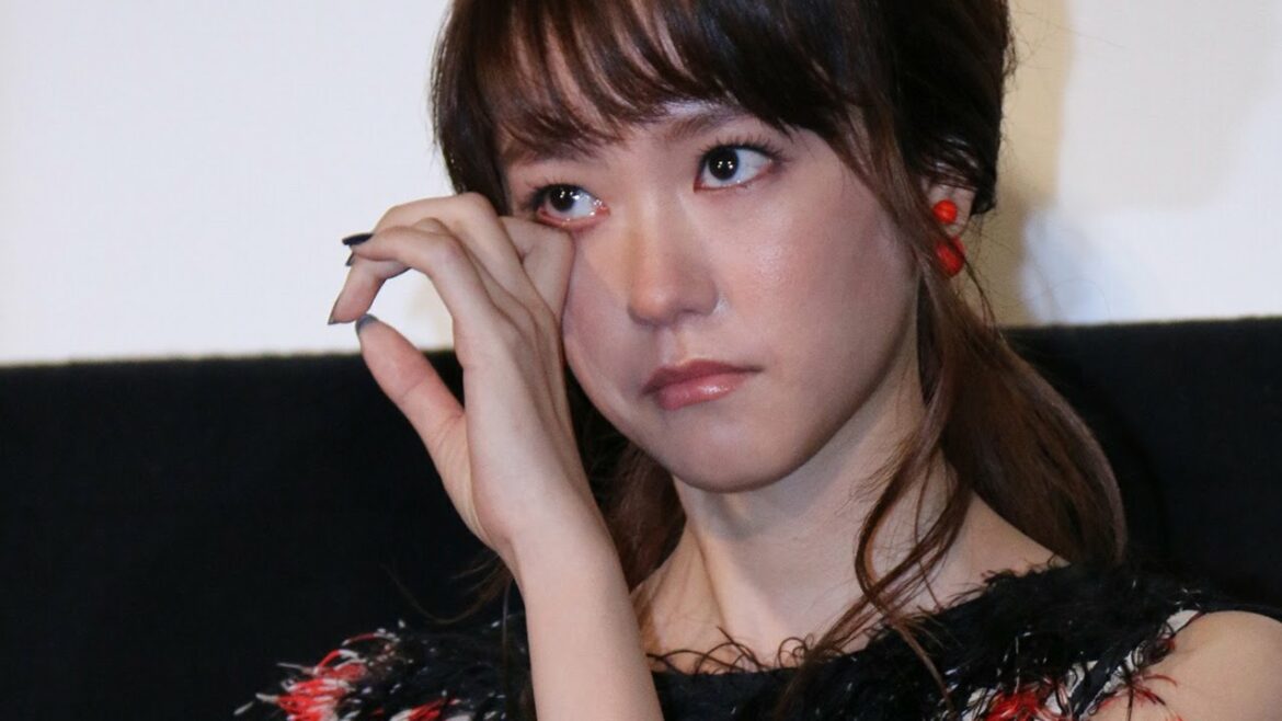 桐谷美玲、原作者からの手紙に感涙！山崎賢人からハンカチも…映画「ヒロイン失格」初日舞台あいさつ2　#Kiritani Mirei　#event