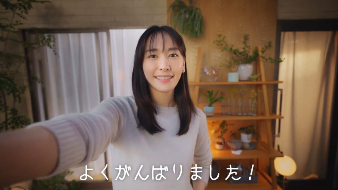 [일본광고] 아라가키 유이, 아사히 생맥주, 新垣結衣 アサヒ生ビール Web CM 今夜のガッキー 水曜日+木曜日 23秒。 「木曜日、お疲れ生です」