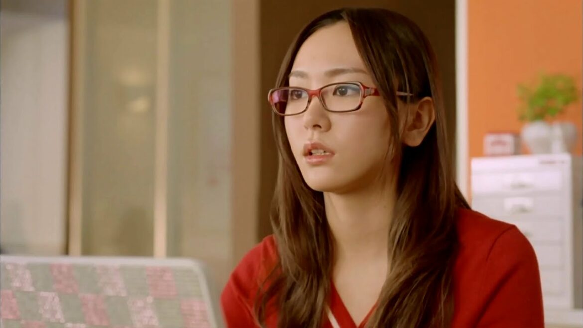 [CM]meiji明治製菓「アーモンドチョコレート・魔法の赤い箱」新垣結衣。30s・2010年版