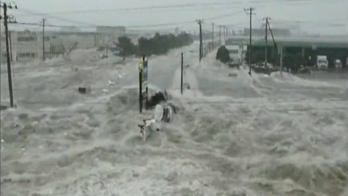 釜石津波!東日本大震災地震ライブ。地震発生の瞬間!震度7!311 Tsunami earthquake LIVE! 釜石津波!東日本大震災地震ライブ。地震発生の瞬間!震度7!311 Tsunami earthquake LIVE!