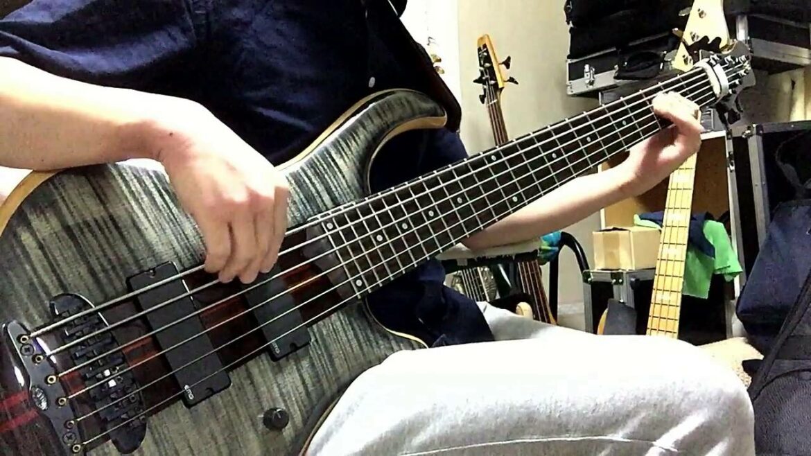 【初恋モンスター ED】蒼井翔太　君に捧げる鎮魂歌　bass cover