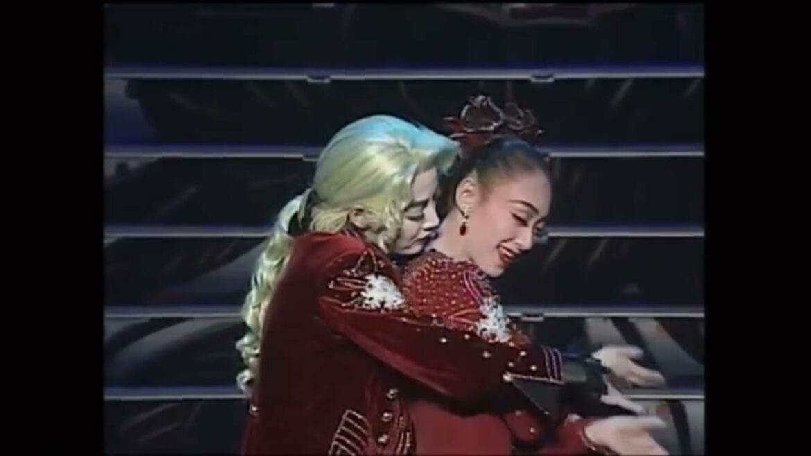 宝塚歌劇団　歴代　エリザベート