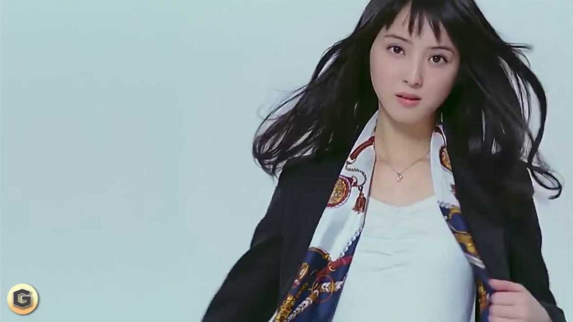 洋服の青山 佐々木希 CM 青山 n line Precious 「白壁」篇