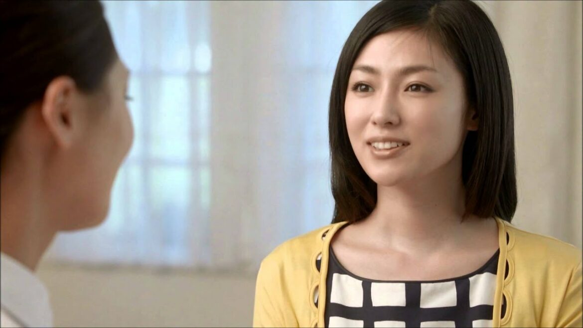 MENARD フェイシャルサロン「エステで」深田恭子 MENARD フェイシャルサロン「エステで」深田恭子