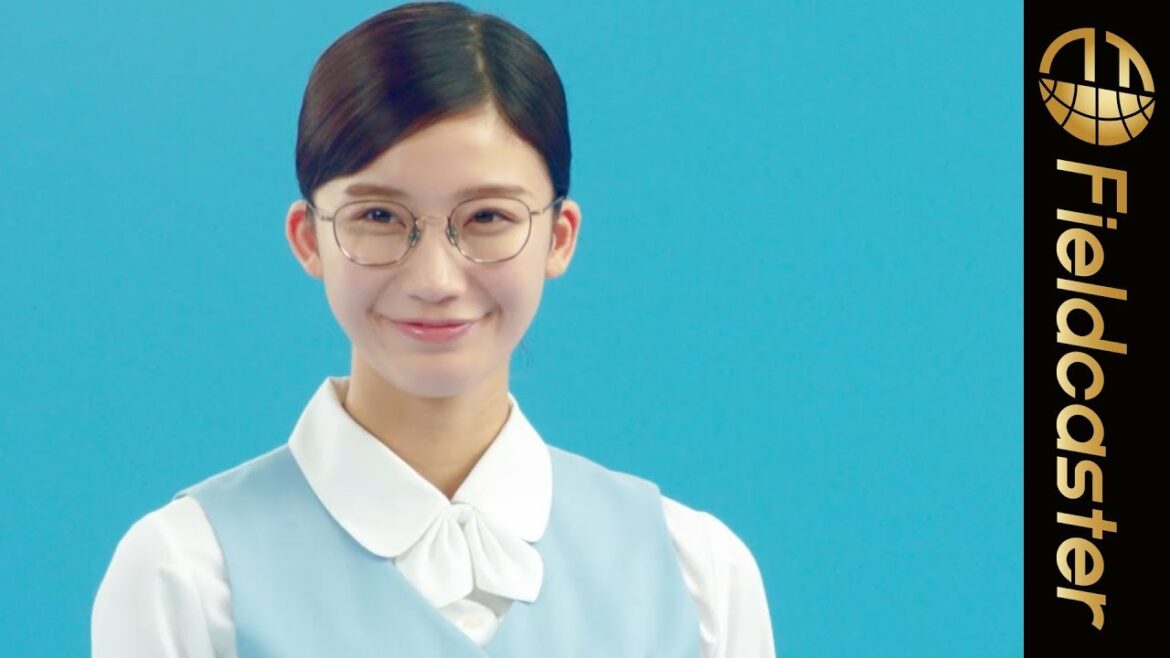 小倉優香はOL姿もたまらない