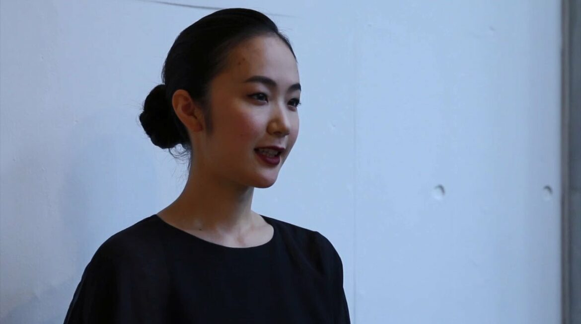 女優の黒木華さんにインタビュー：20代編｜ファビュラスに輝く女たち｜ハーパーズ バザー（Harper’s BAZAAR）公式