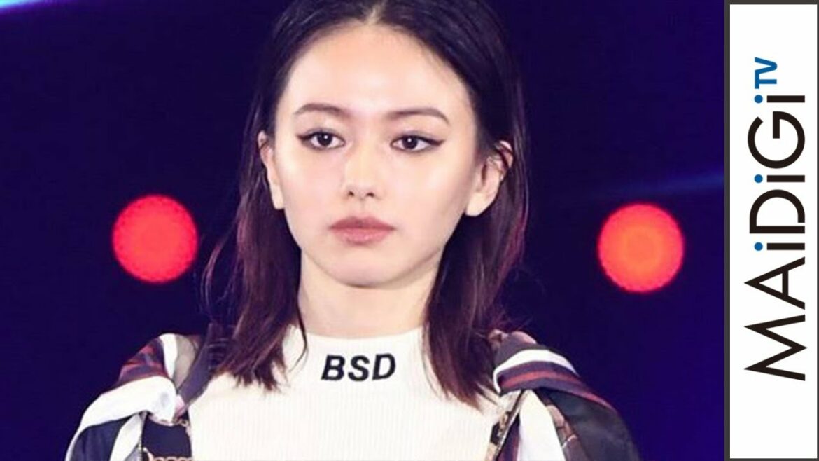 山本舞香、NMB48吉田朱里、みちょぱらが「進撃の巨人」コラボステージに！　＜TGC2019S／S＞