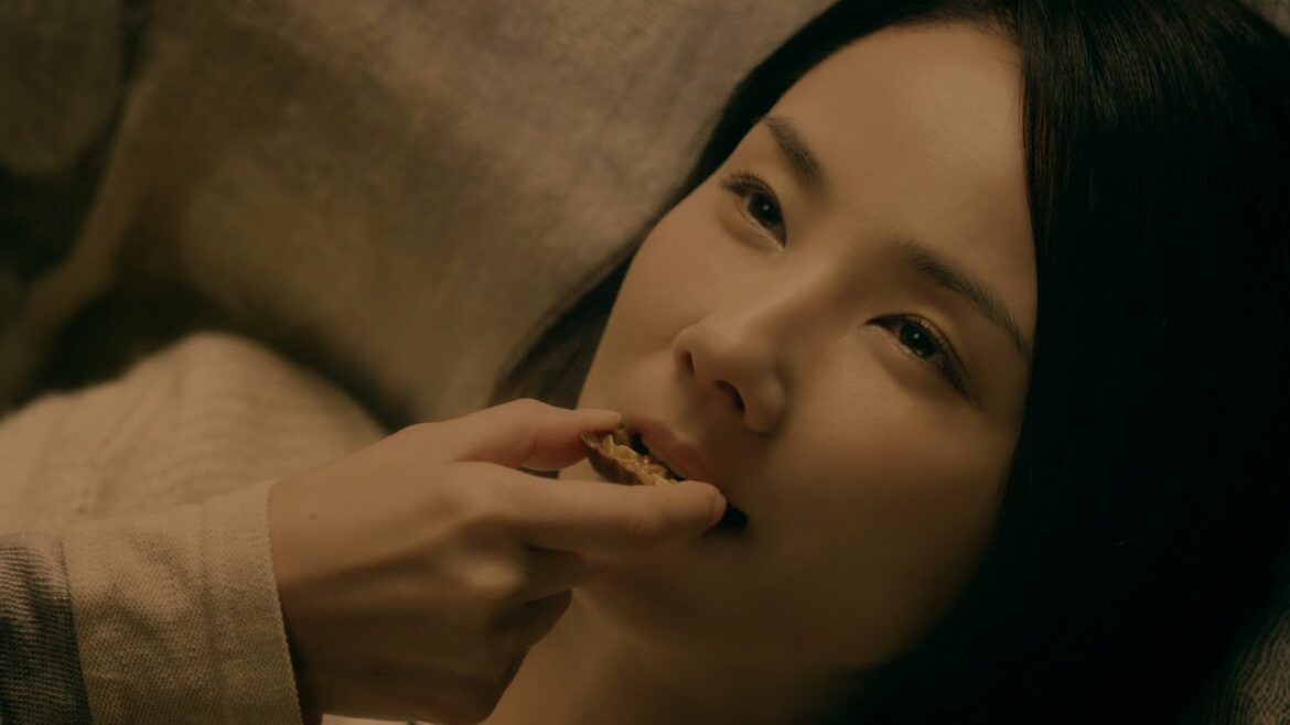 吉田羊、「リラックス演技」に試行錯誤　NG出して「ごめんなひゃい」　ロッテチョコレート「ショコランタン」新CM「なにもしない贅沢」編